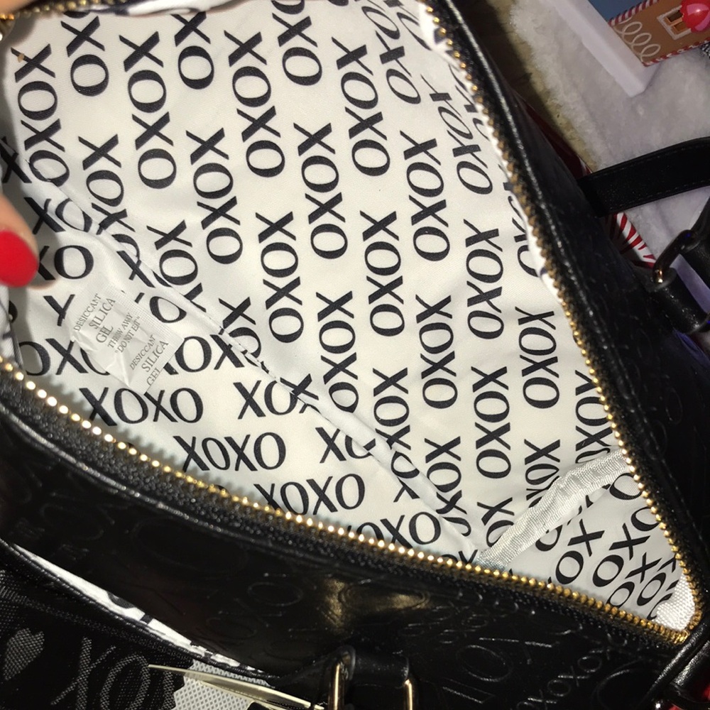 XOXO Black Crossbody Bag with Gold Accents - Picture 11 of 14